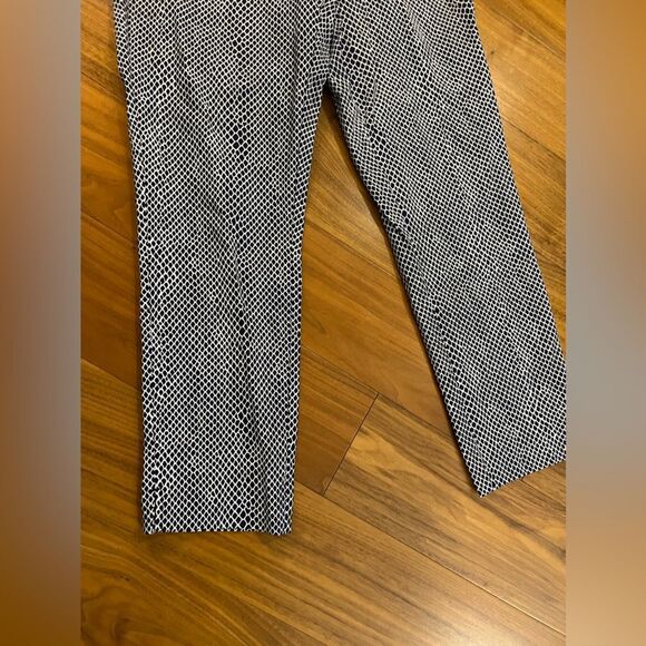 Michael Kors women’s black-and-white geometric trouser legging size medium - Picture 3 of 7